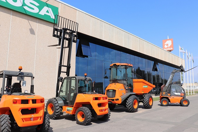 New  AUSA dealer in England